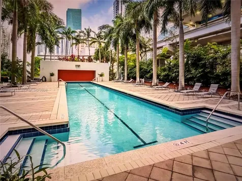 133 NE 2nd Avenue Miami FL 33132