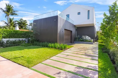 536 W 51st Street Miami Beach FL 33140