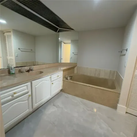 1717 N Bayshore Drive Miami FL 33132