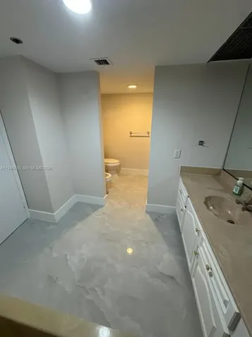 1717 N Bayshore Drive Miami FL 33132