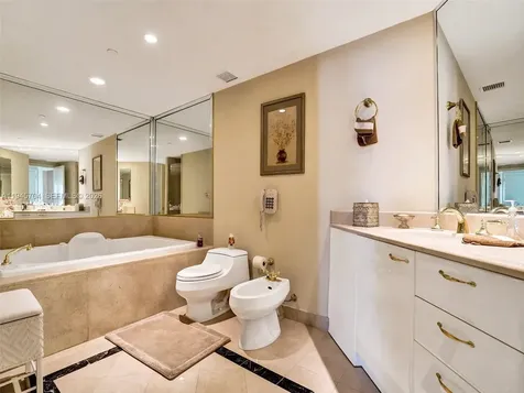 19955 NE 38th Court Aventura FL 33180