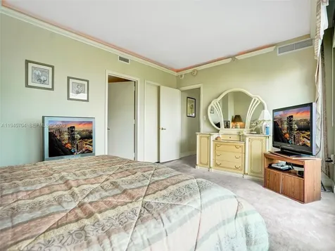 19955 NE 38th Court Aventura FL 33180