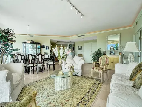 19955 NE 38th Court Aventura FL 33180