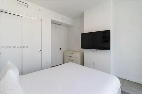 227 NE 2nd Street Miami FL 33132