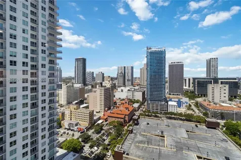 227 NE 2nd Street Miami FL 33132
