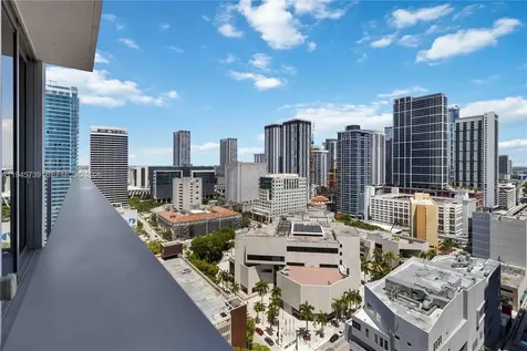 227 NE 2nd Street Miami FL 33132