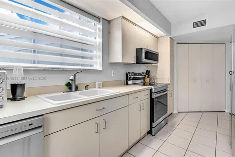 2520 SE 20th Place Homestead FL 33035