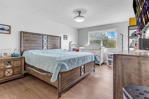 2520 SE 20th Place Homestead FL 33035
