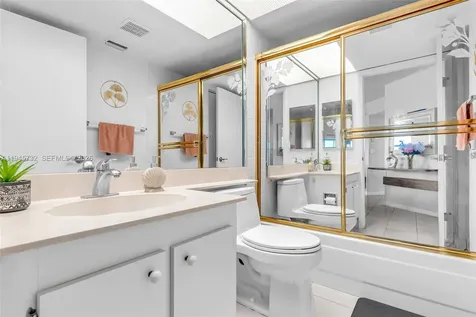 2520 SE 20th Place Homestead FL 33035