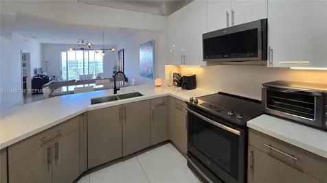 10730 NW 66th Street Doral FL 33178