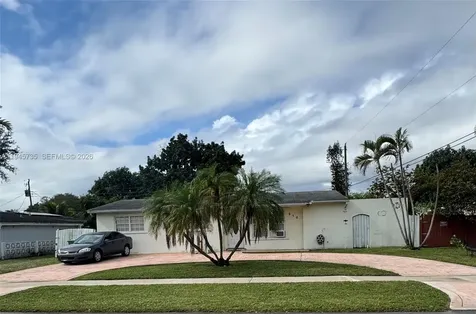 210 SW 65th Avenue Pembroke Pines FL 33023