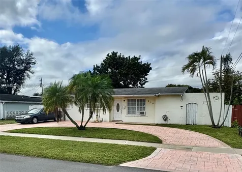 210 SW 65th Avenue Pembroke Pines FL 33023