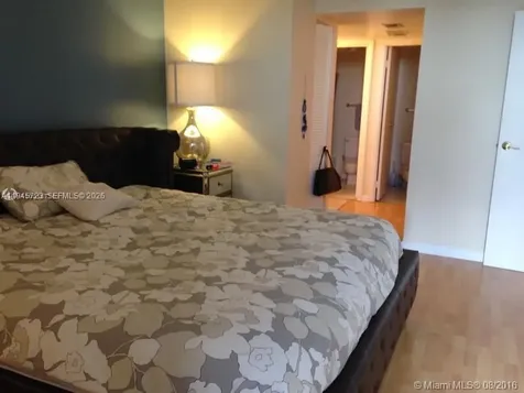 20379 W Country Club Drive Aventura FL 33180