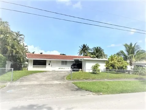 1807 N 40th Avenue Hollywood FL 33021