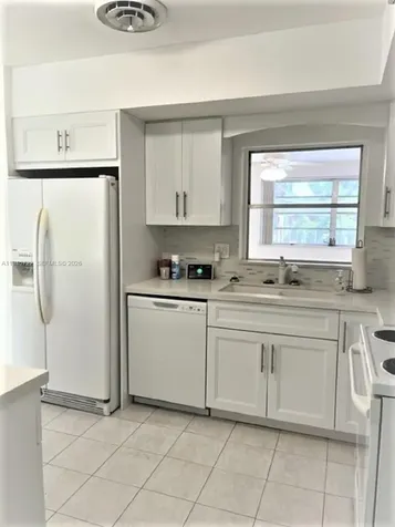 1807 N 40th Avenue Hollywood FL 33021