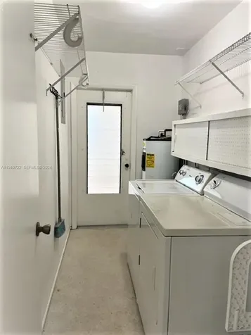 1807 N 40th Avenue Hollywood FL 33021