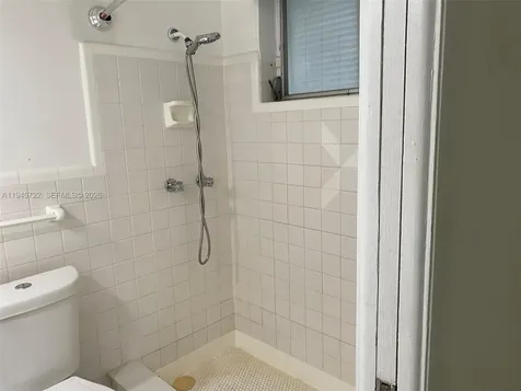 1807 N 40th Avenue Hollywood FL 33021