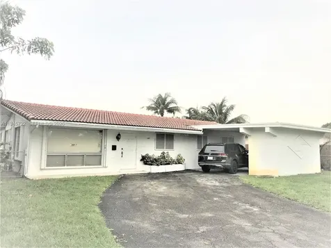 1807 N 40th Avenue Hollywood FL 33021