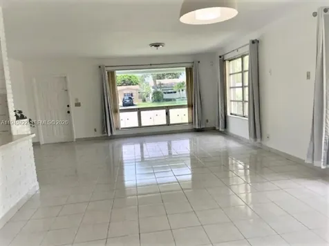 1807 N 40th Avenue Hollywood FL 33021