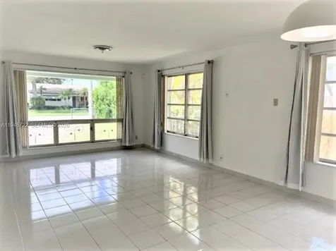 1807 N 40th Avenue Hollywood FL 33021