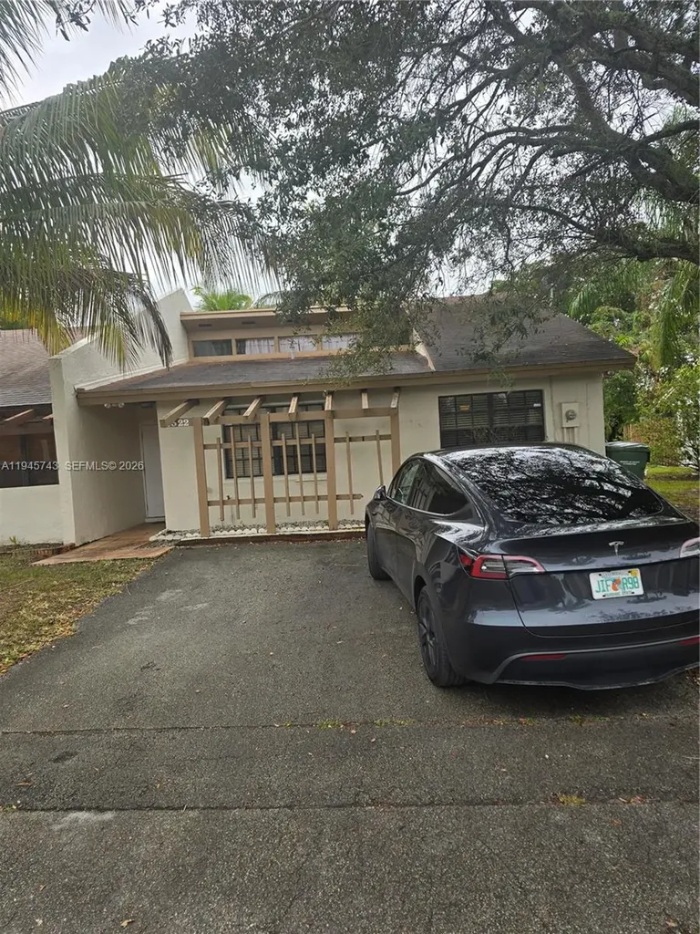 1322 Sandpiper Boulevard Homestead FL 33035