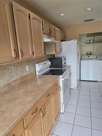 1322 Sandpiper Boulevard Homestead FL 33035