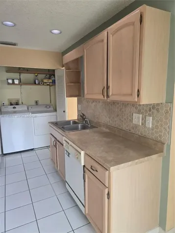 1322 Sandpiper Boulevard Homestead FL 33035