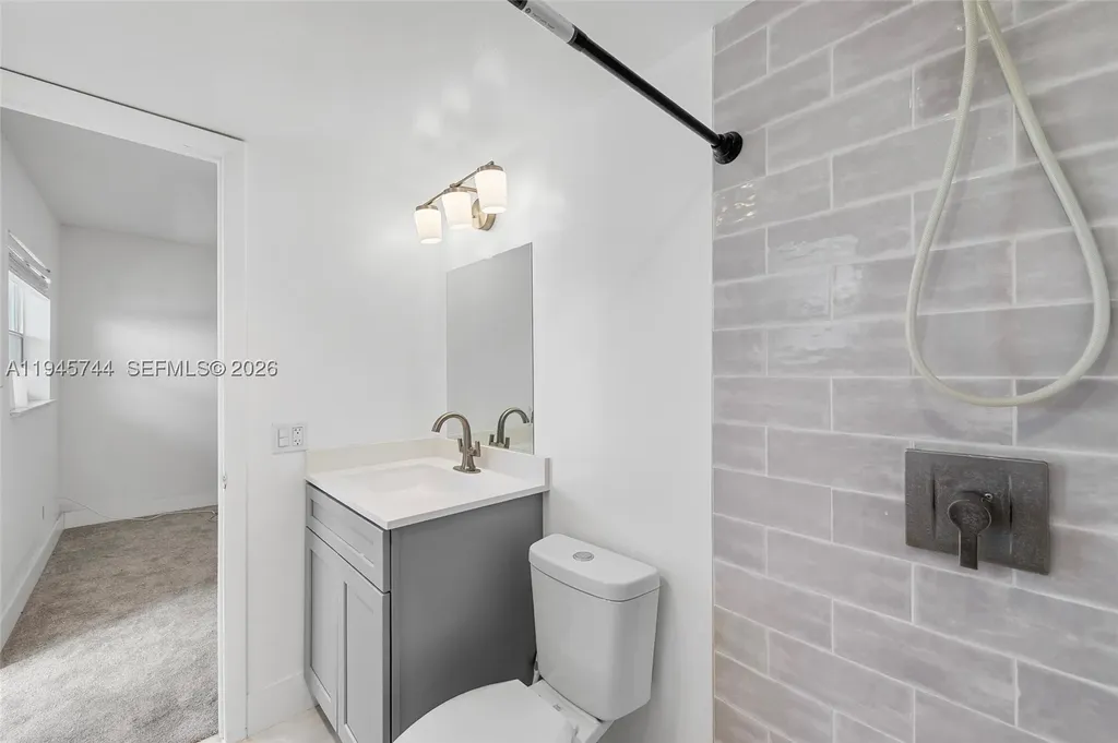 1750 Jefferson Street Hollywood FL 33020
