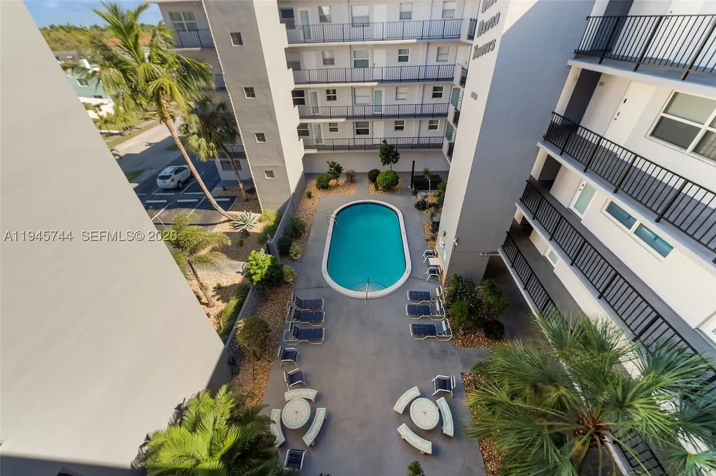 1750 Jefferson Street Hollywood FL 33020