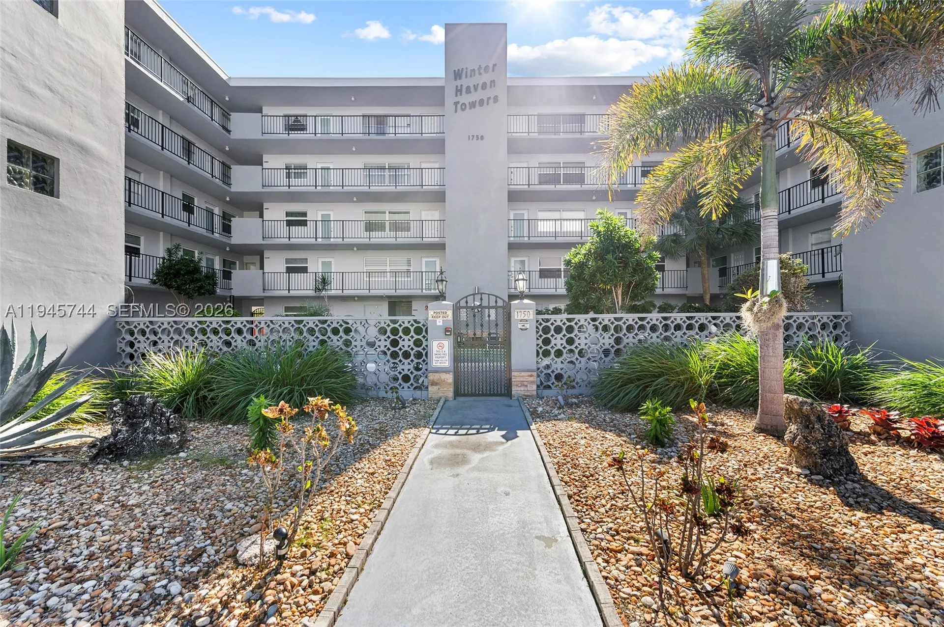 1750 Jefferson Street Hollywood FL 33020