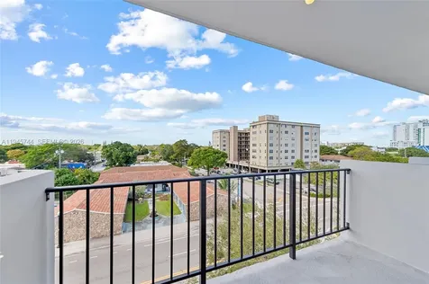 1750 Jefferson Street Hollywood FL 33020
