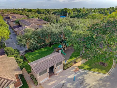 839 SW 147th Terrace Pembroke Pines FL 33027