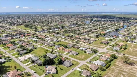 4328 SW 20th Place Cape Coral FL 33914