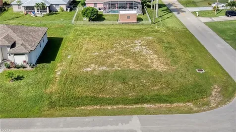 4328 SW 20th Place Cape Coral FL 33914