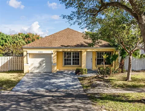 1101 SW 86th Avenue Pembroke Pines FL 33025