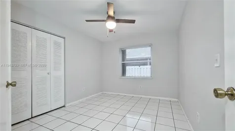 1101 SW 86th Avenue Pembroke Pines FL 33025