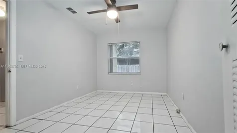 1101 SW 86th Avenue Pembroke Pines FL 33025