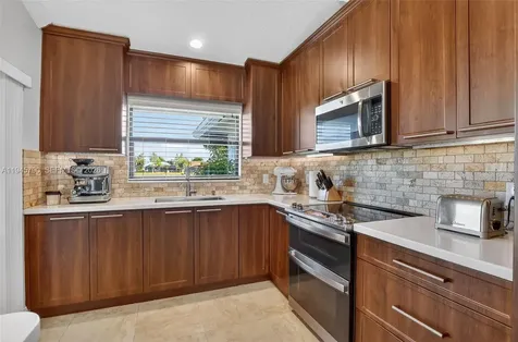 9943 Majorca Place Boca Raton FL 33434