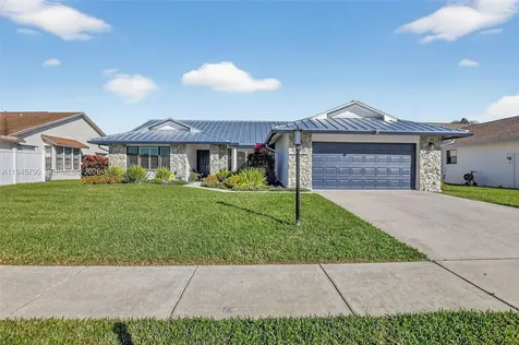 9943 Majorca Place Boca Raton FL 33434