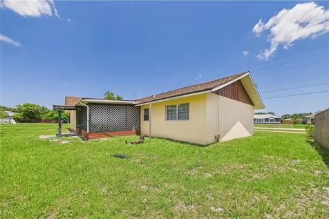 1360 Emerson Drive NE Palm Bay FL 32907