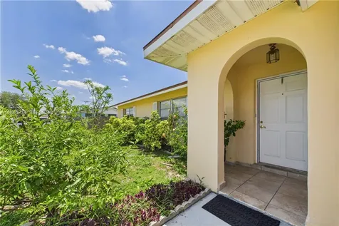 1360 Emerson Drive NE Palm Bay FL 32907
