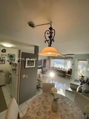 925 SW 11th Avenue Hallandale Beach FL 33009