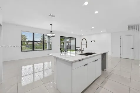16575 Cove Road Westlake FL 33470