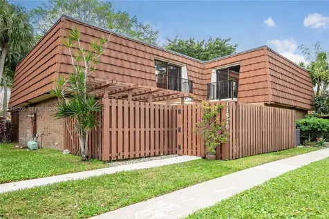 11920 SW 9th Manor Davie FL 33325