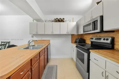 11920 SW 9th Manor Davie FL 33325