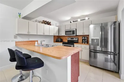 11920 SW 9th Manor Davie FL 33325