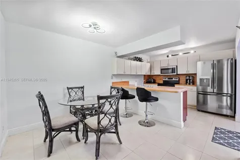 11920 SW 9th Manor Davie FL 33325