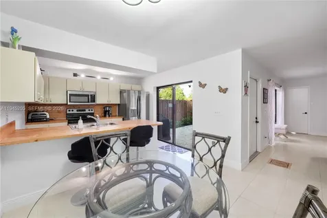11920 SW 9th Manor Davie FL 33325