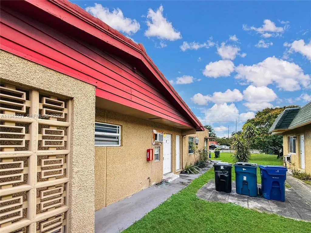 635 NW 22nd Road Fort Lauderdale FL 33311