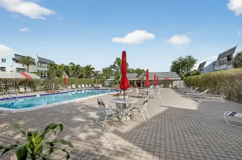 7897 Golf Cir Drive Margate FL 33063